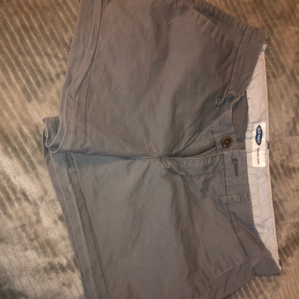 Old navy shorts size 4